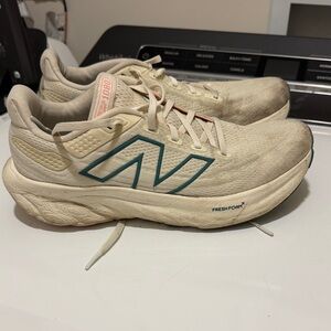 New Balance Cream and Teal Athletic Shoes